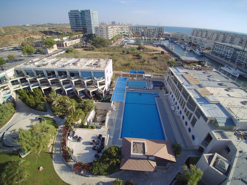 Israel Marina Village, Garden Vacation Apartment Herzelia Exterior foto